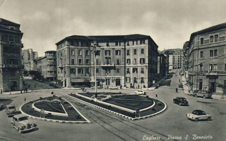 foto sorica della Città di Cagliari, piazza di San Benedetto